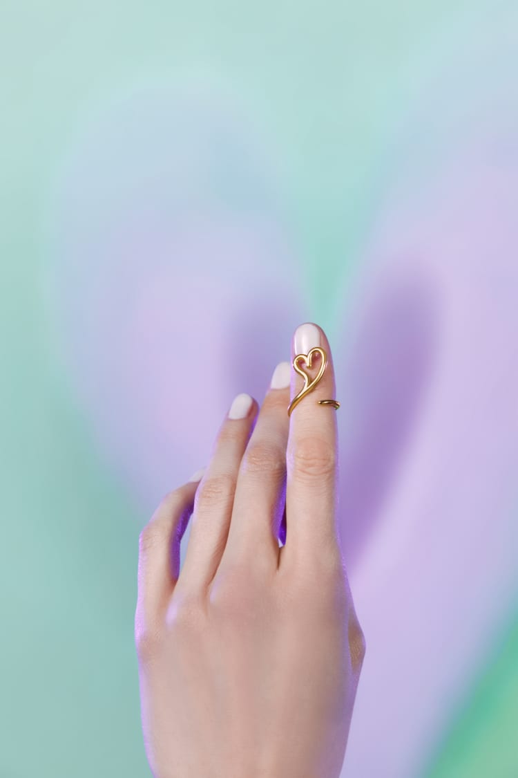 Anello midi in oro con cuore aperto Love
