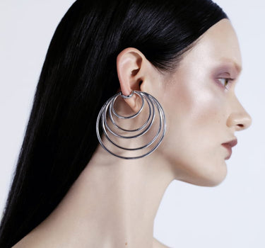 many coils hoop ear cuff in silver