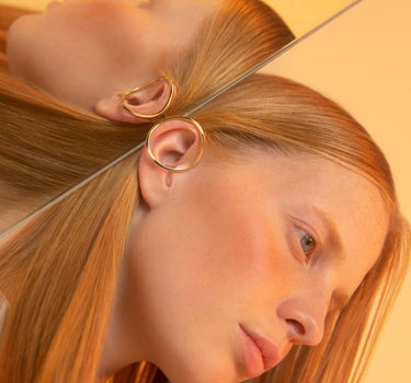 Goldener runder Ear Cuff