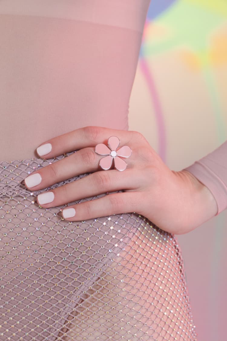 Silberner Blumenring