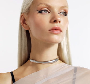 verdrehtes Choker-Halsband in Silber