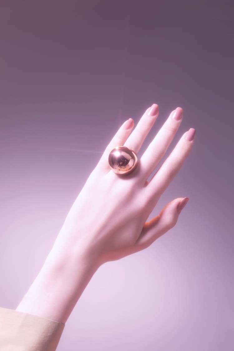 Anillo de bola de oro rosa