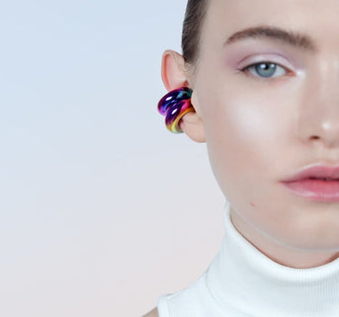 Thick ear cuff in holographic plating