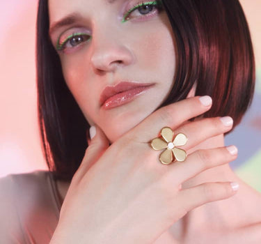 flower ring in gold