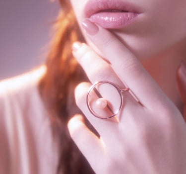 Ring aus Roségold mit Perle