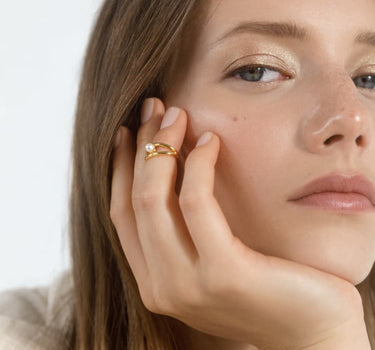 Pearl Toe Ring in 18K Gold