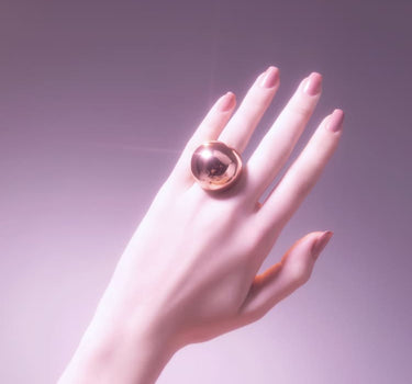 anillo de bola de oro rosa