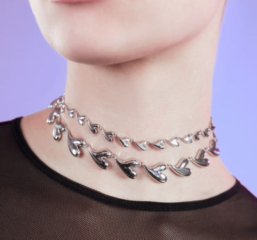 heart choker chain set in silver